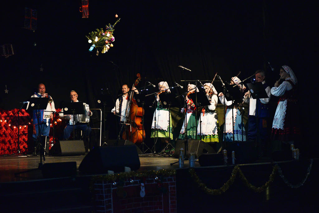 Koncert noworoczny w wykonaniu Zespołu Pieśni i Tańca „Legnica”