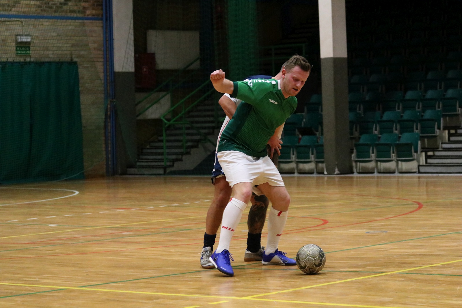 Legnicka Liga Halowa Saller Cup: runda zasadnicza na finiszu