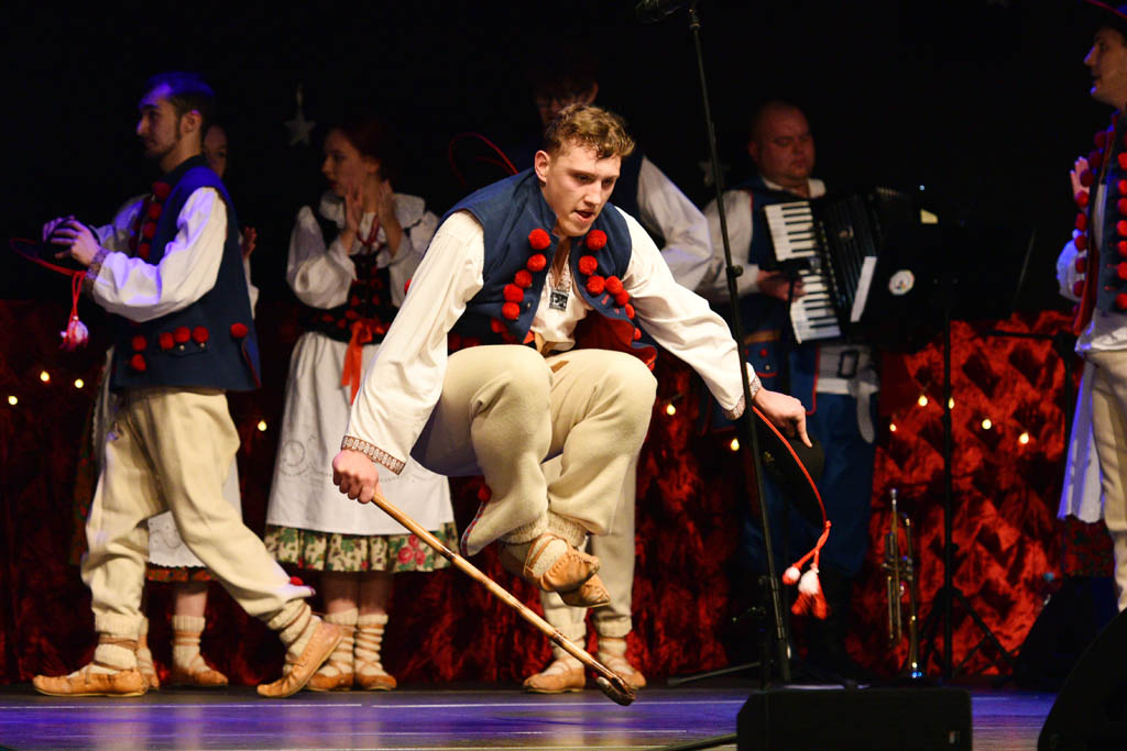 Koncert noworoczny w wykonaniu Zespołu Pieśni i Tańca „Legnica”
