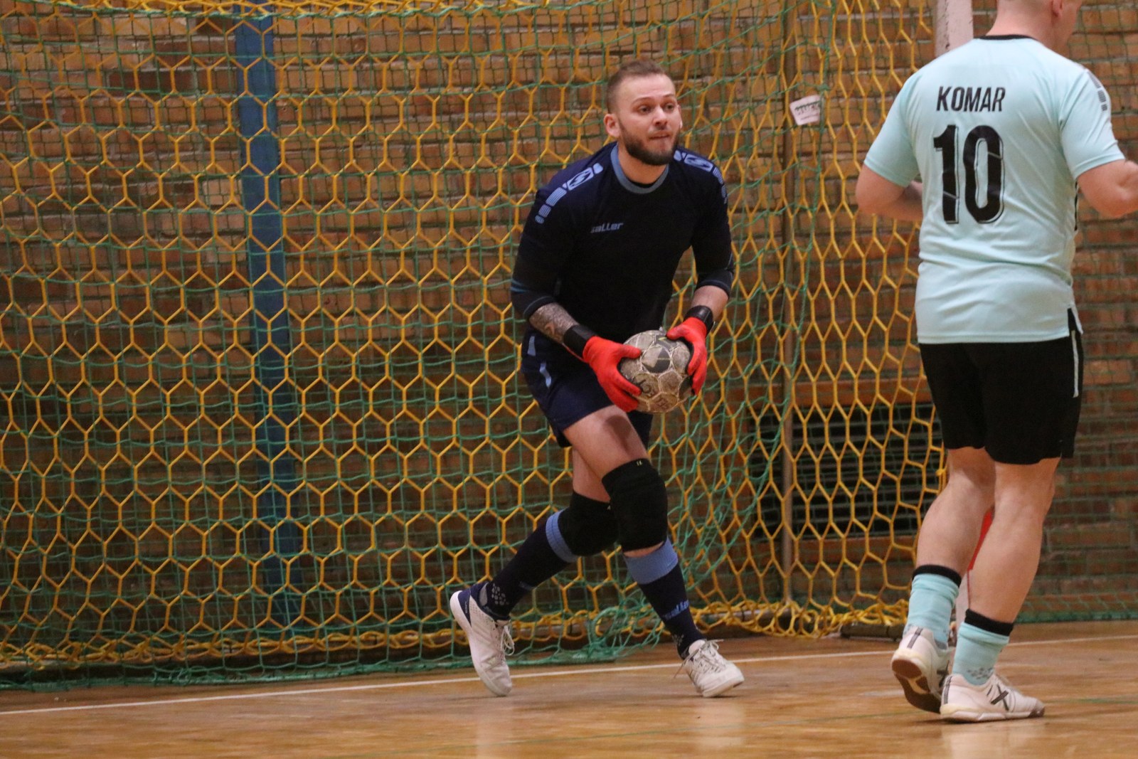 Legnicka Liga Halowa Saller Cup: runda zasadnicza na finiszu