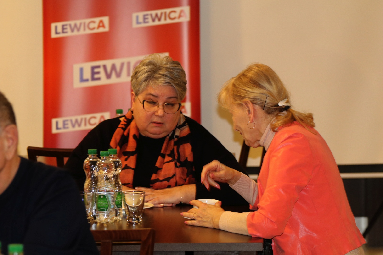 Renta wdowia ma szansę wrócić do Sejmu. Lewica zbiera podpisy