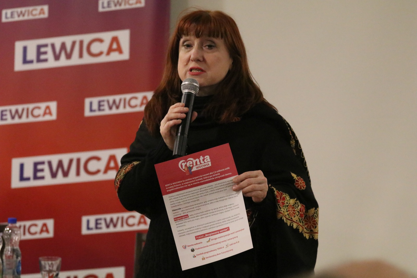 Renta wdowia ma szansę wrócić do Sejmu. Lewica zbiera podpisy