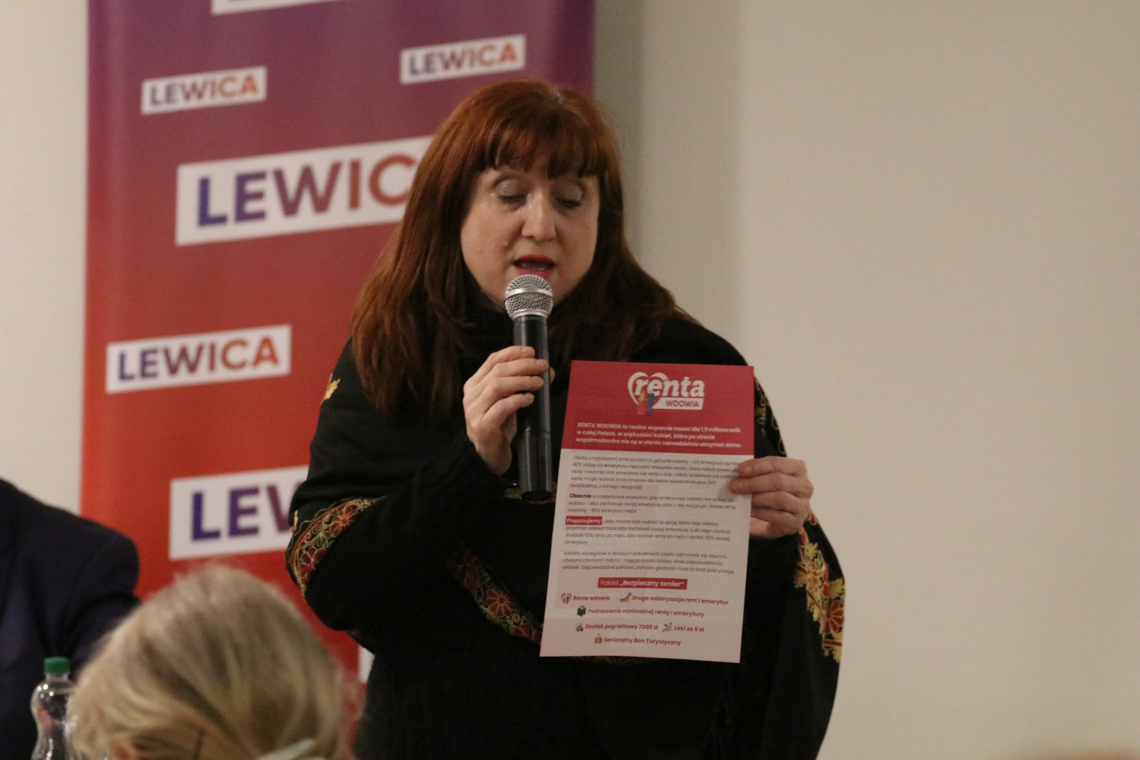 Renta wdowia ma szansę wrócić do Sejmu. Lewica zbiera podpisy