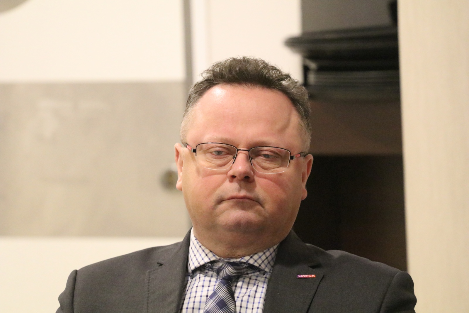 Renta wdowia ma szansę wrócić do Sejmu. Lewica zbiera podpisy