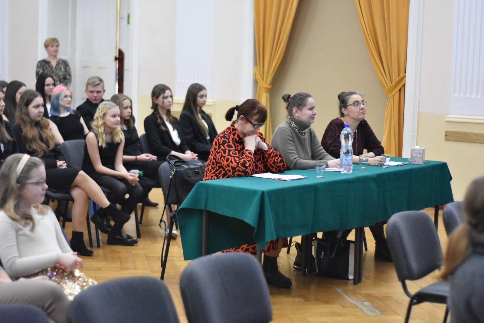 Rejonowy Konkurs Kolęd i Pastorałek w MCK w Legnicy