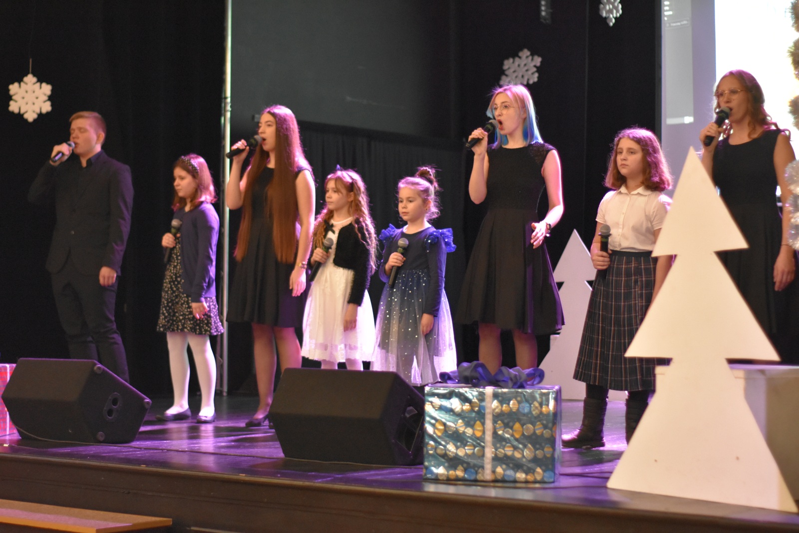 Rejonowy Konkurs Kolęd i Pastorałek w MCK w Legnicy