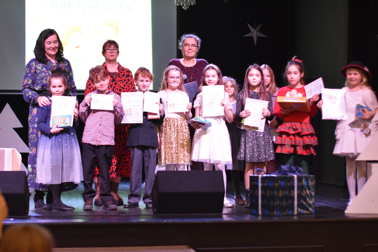 Rejonowy Konkurs Kolęd i Pastorałek w MCK w Legnicy