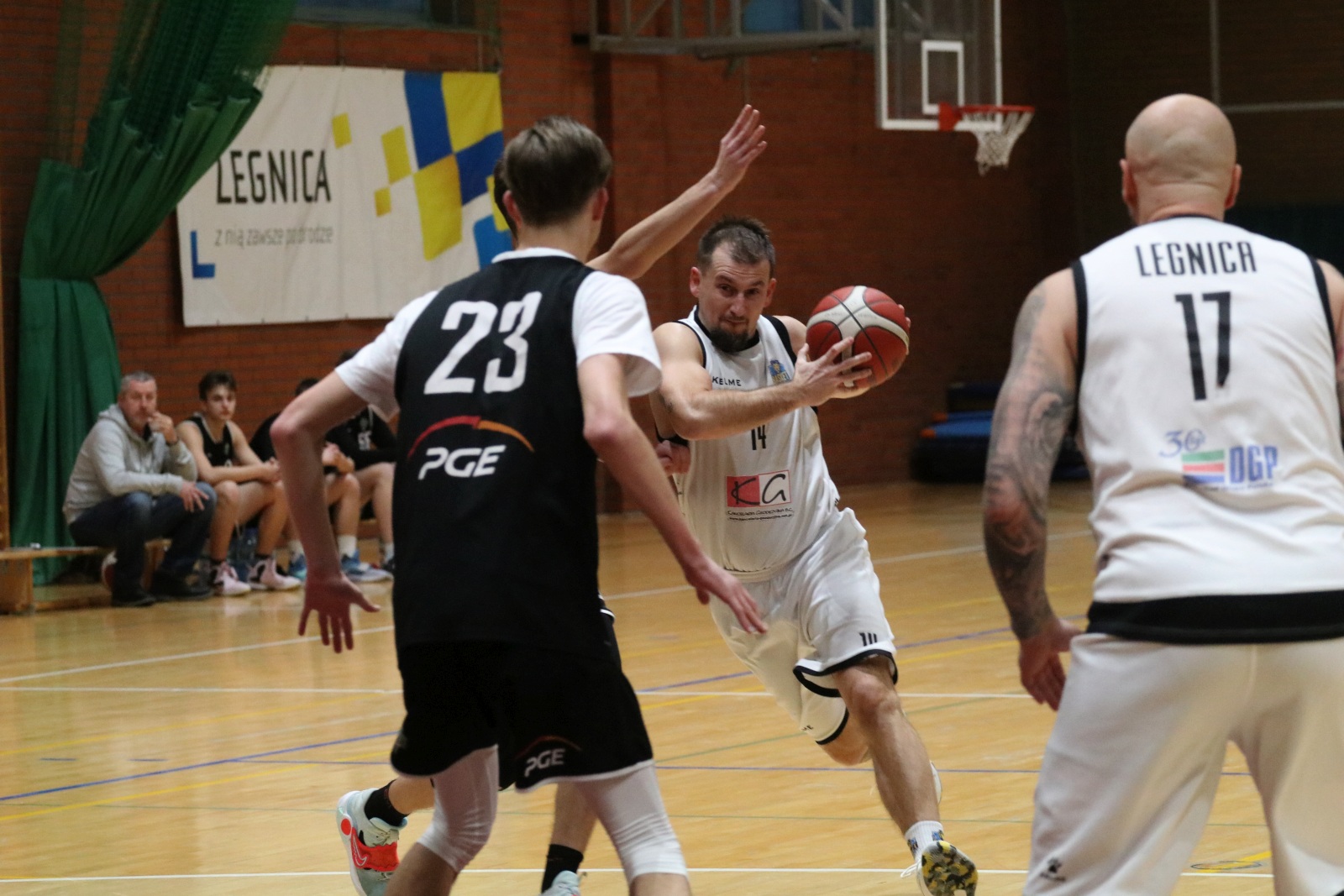 Dziewiąte z rzędu zwycięstwo KS Basket Legnica