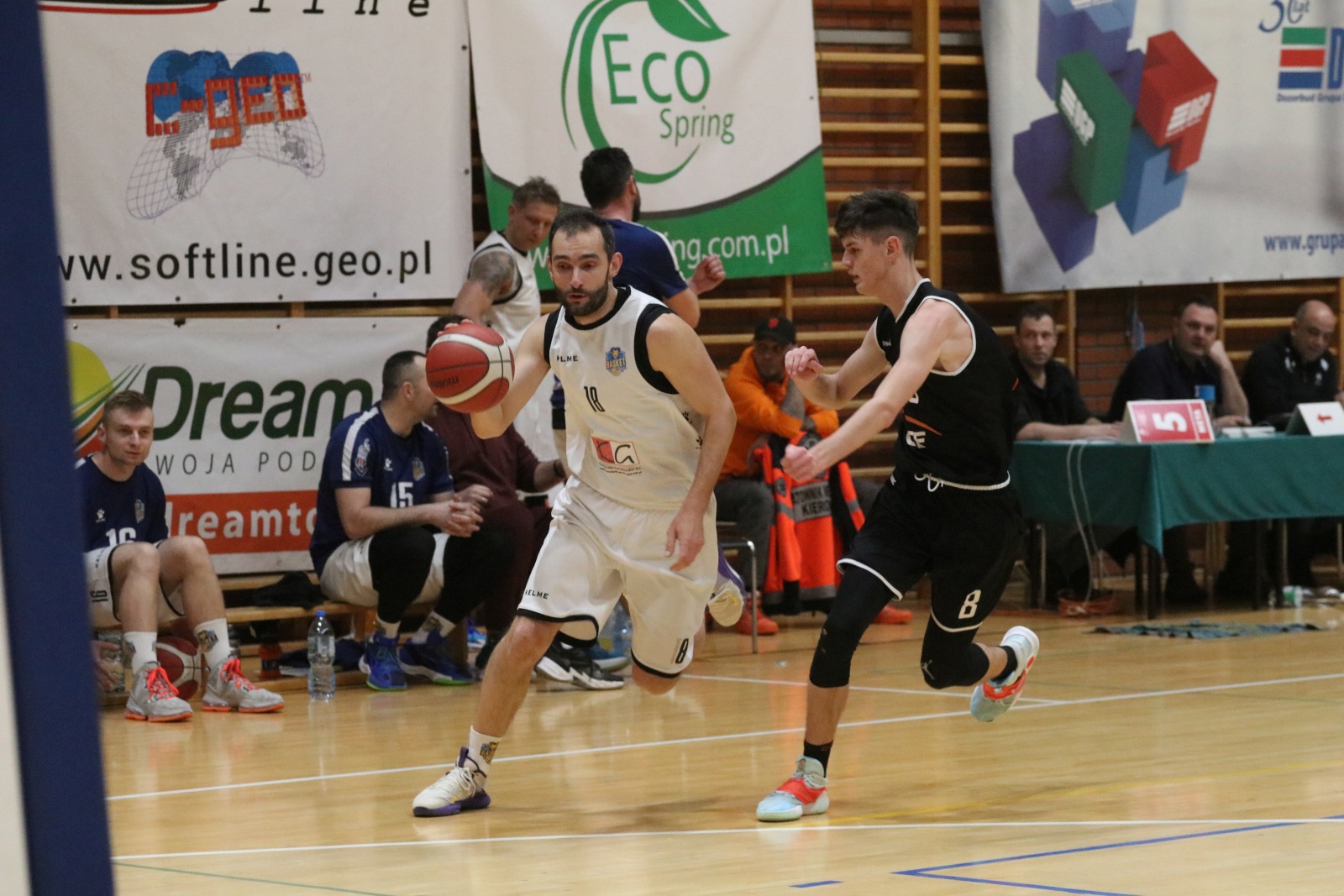 Dziewiąte z rzędu zwycięstwo KS Basket Legnica