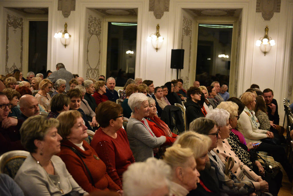 Kolędy, pastorałki i opowieści świąteczne w Sali Królewskiej