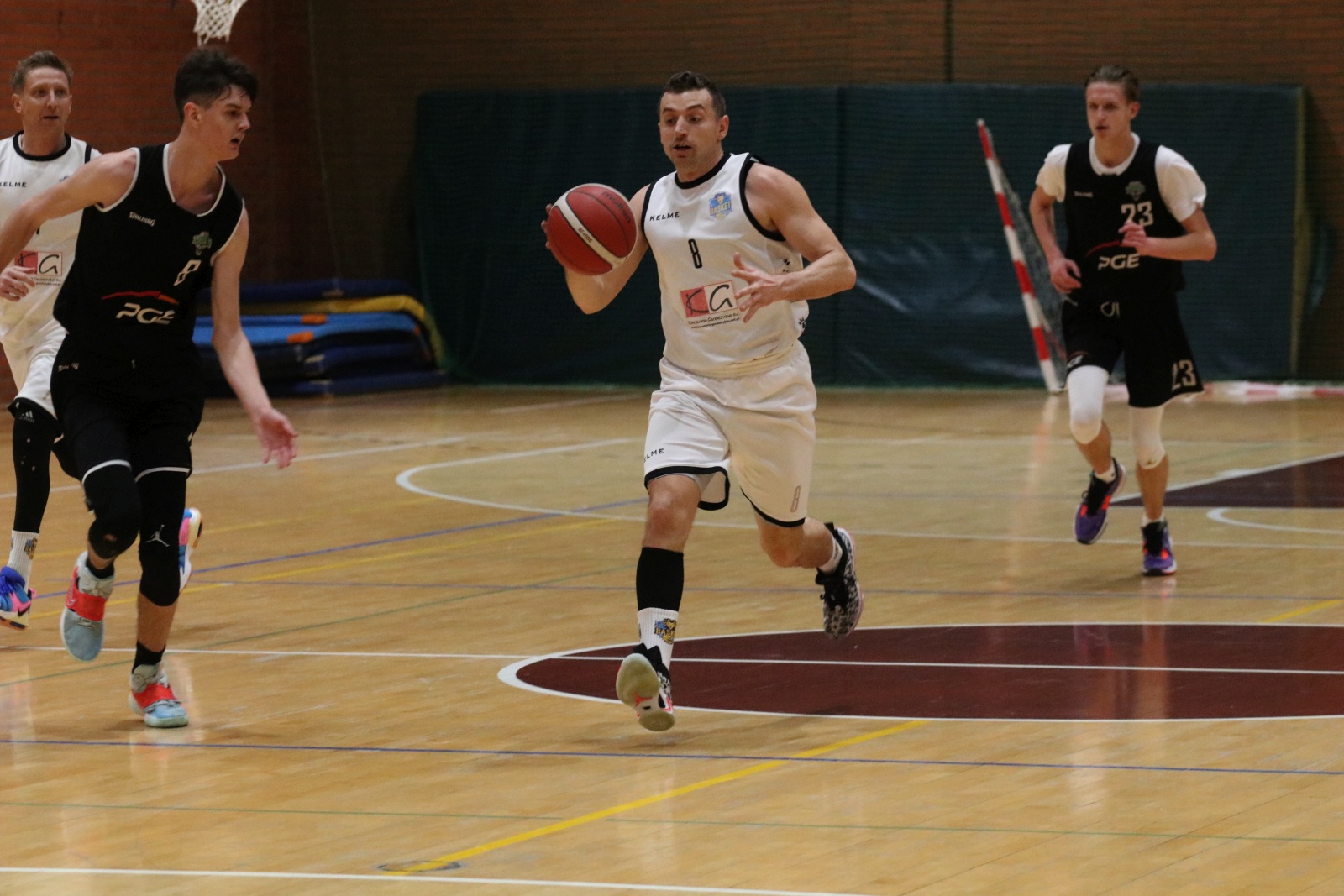 Dziewiąte z rzędu zwycięstwo KS Basket Legnica