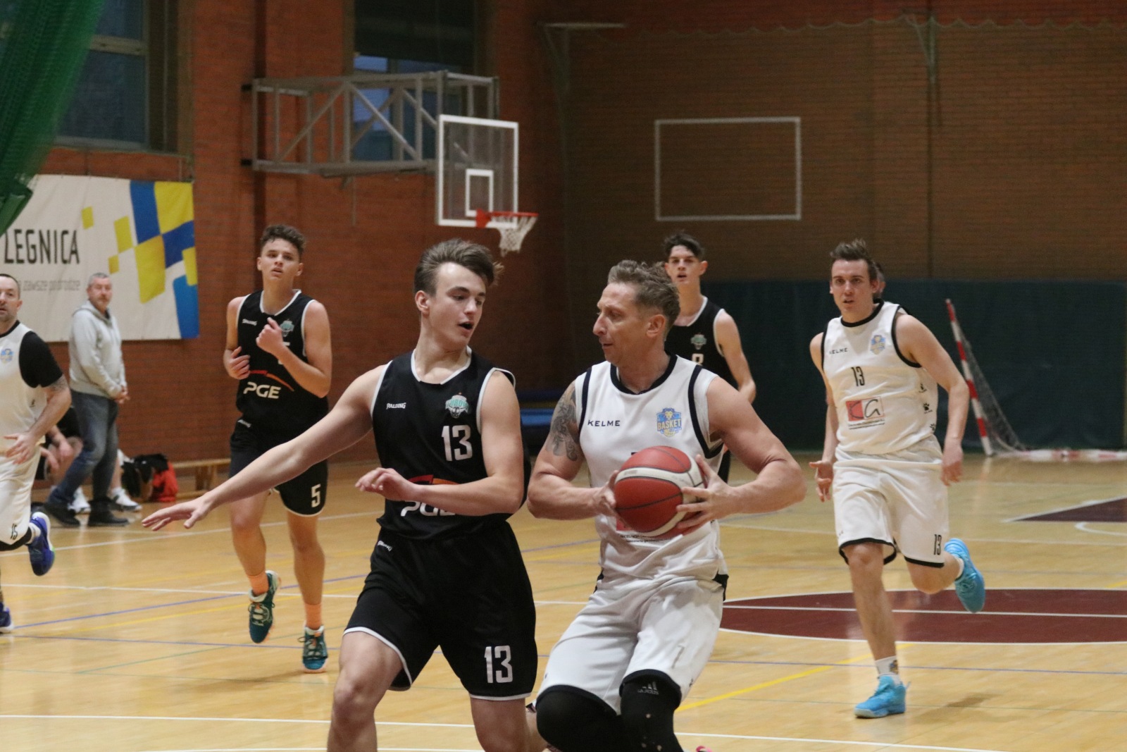 Dziewiąte z rzędu zwycięstwo KS Basket Legnica