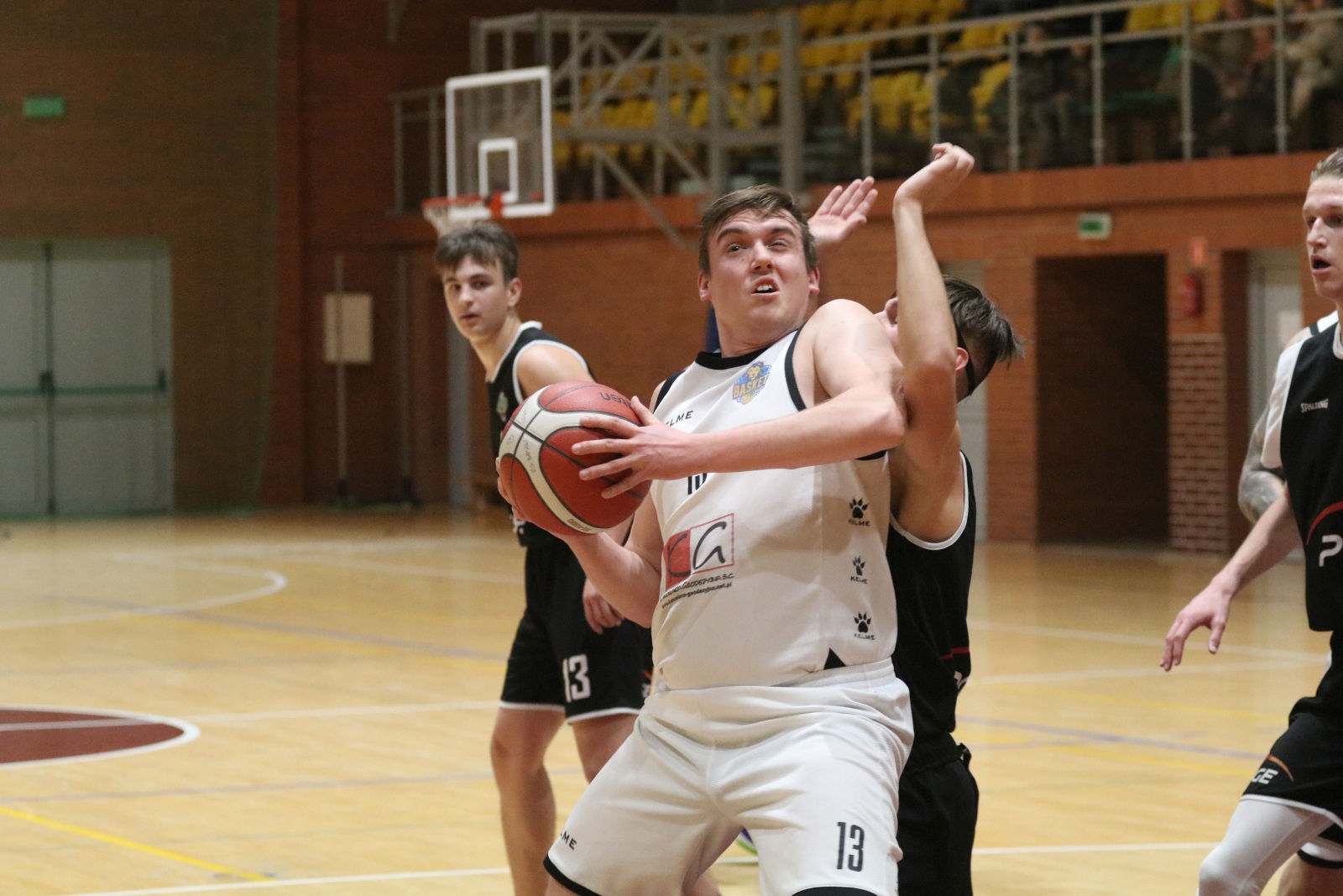 Dziewiąte z rzędu zwycięstwo KS Basket Legnica