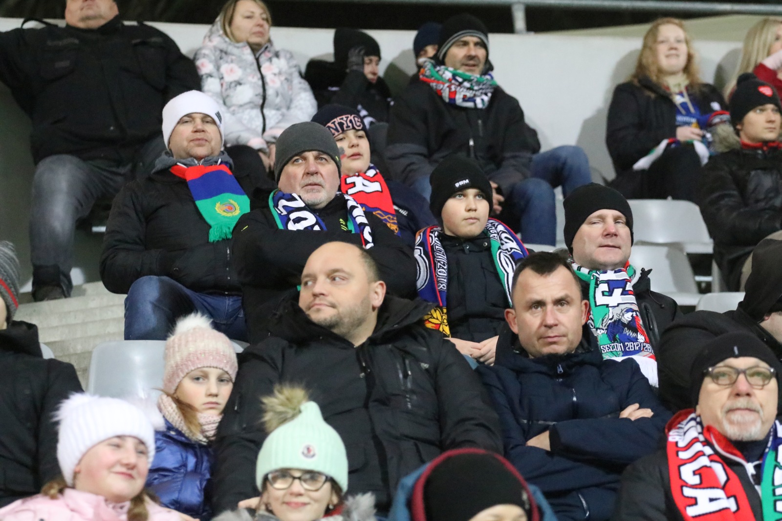 Znajdź się na zdjęciach z meczu Miedzi z Radomiakiem