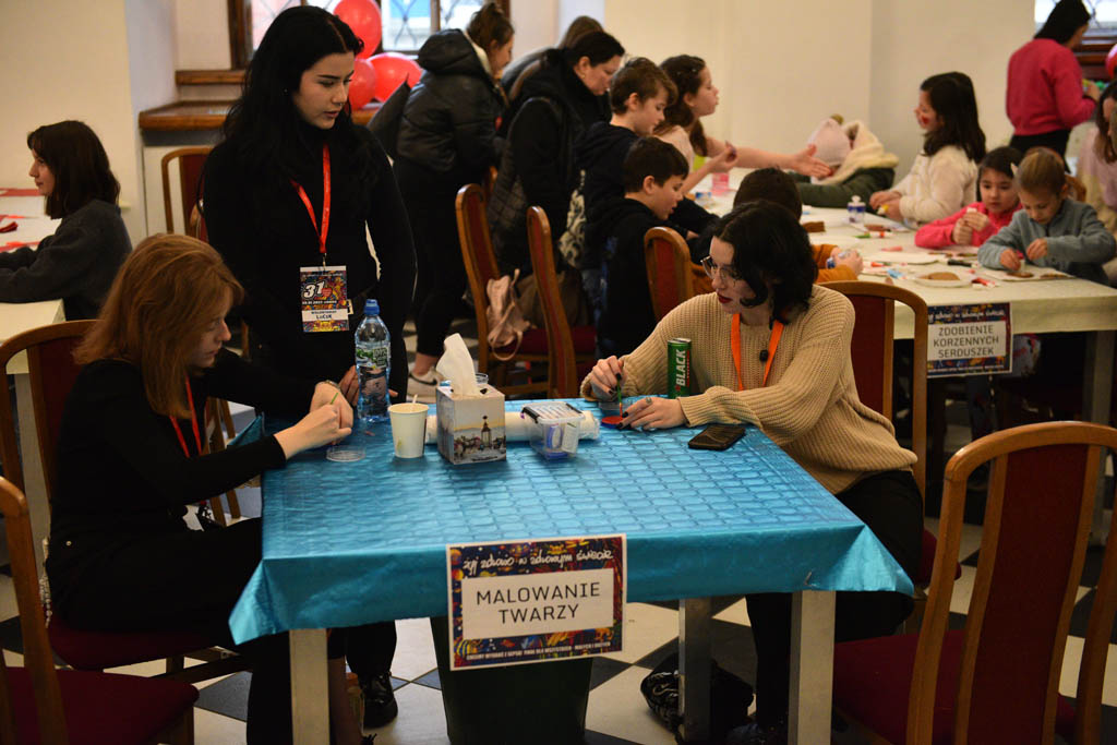 Legnickie Centrum Kultury gra z Jurkiem Owsiakiem