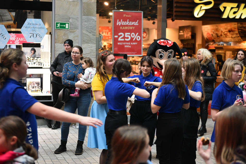 Galeria Piastów tętni życiem, Orkiestra Owsiaka gra