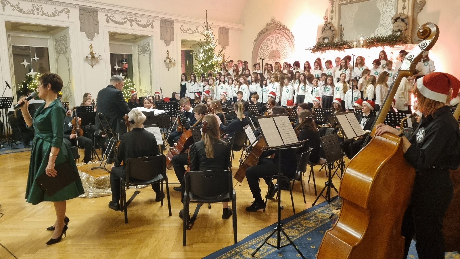 „Koncert Zimowy” w wykonaniu uczniów Zespołu Szkół Muzycznych
