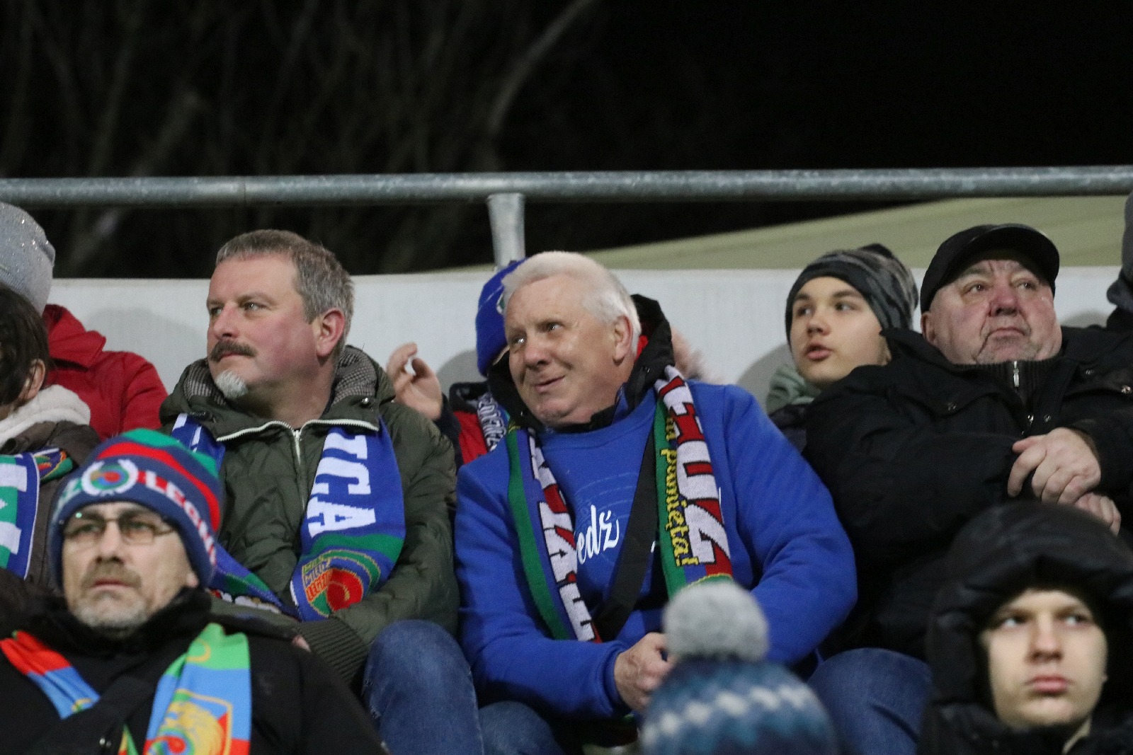 Cztery i pół tysiąca widzów na stadionie. Znajdż siebie!