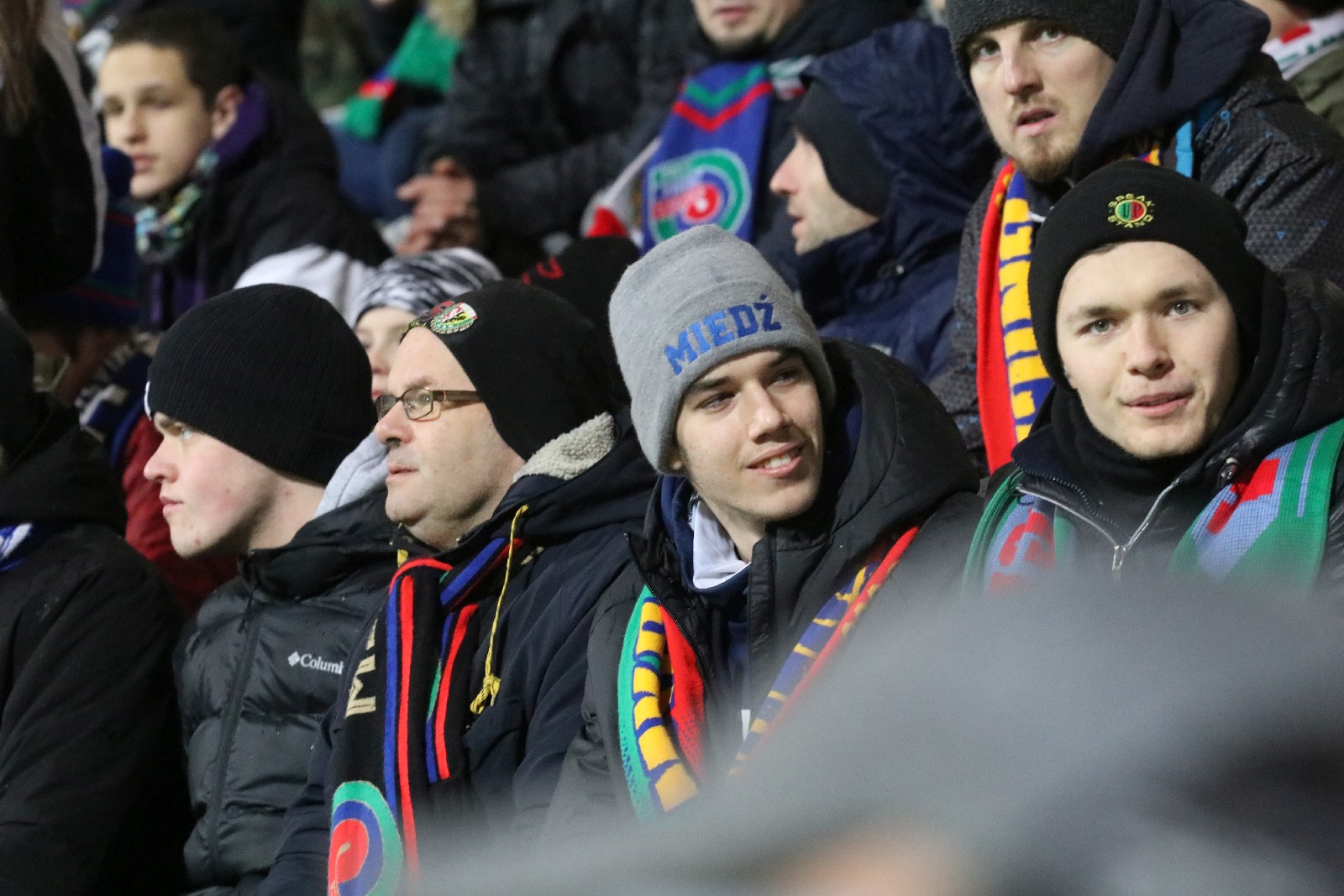 Cztery i pół tysiąca widzów na stadionie. Znajdż siebie!