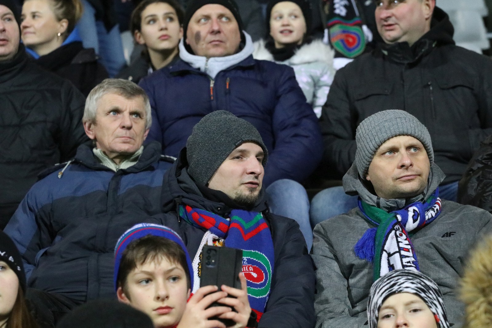 Cztery i pół tysiąca widzów na stadionie. Znajdż siebie!