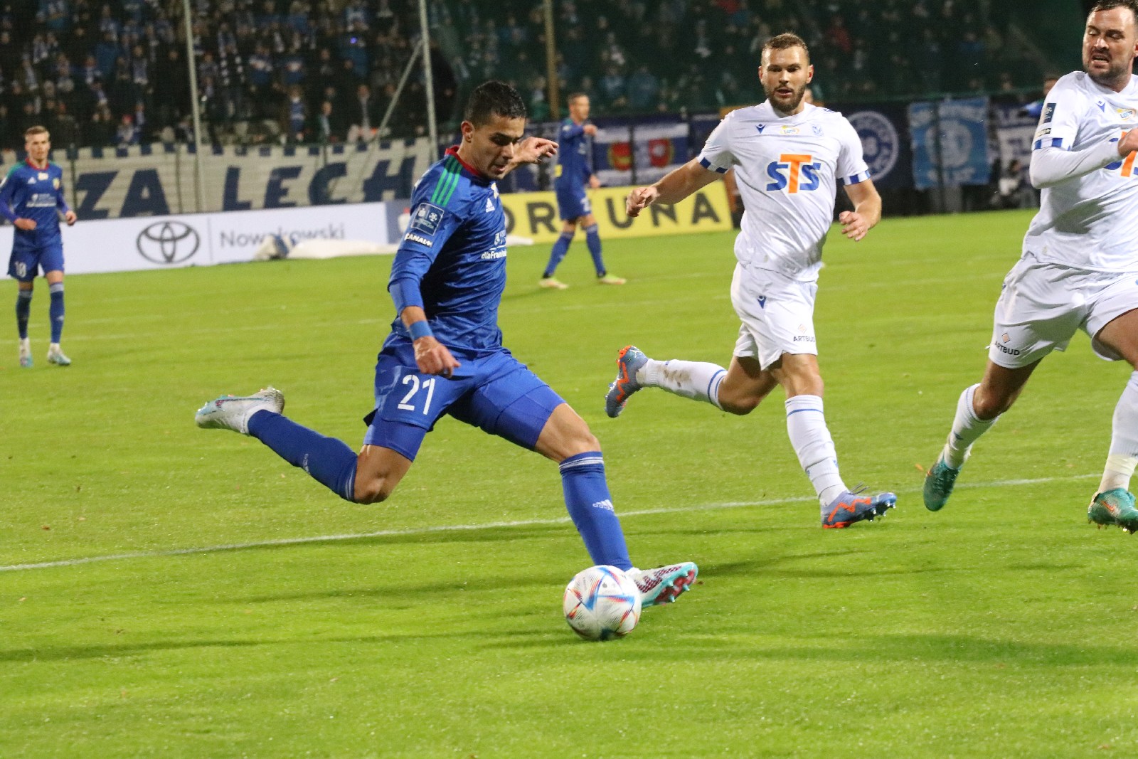 Masouras uratował punkt w meczu Miedzi Legnica z Lechem Poznań