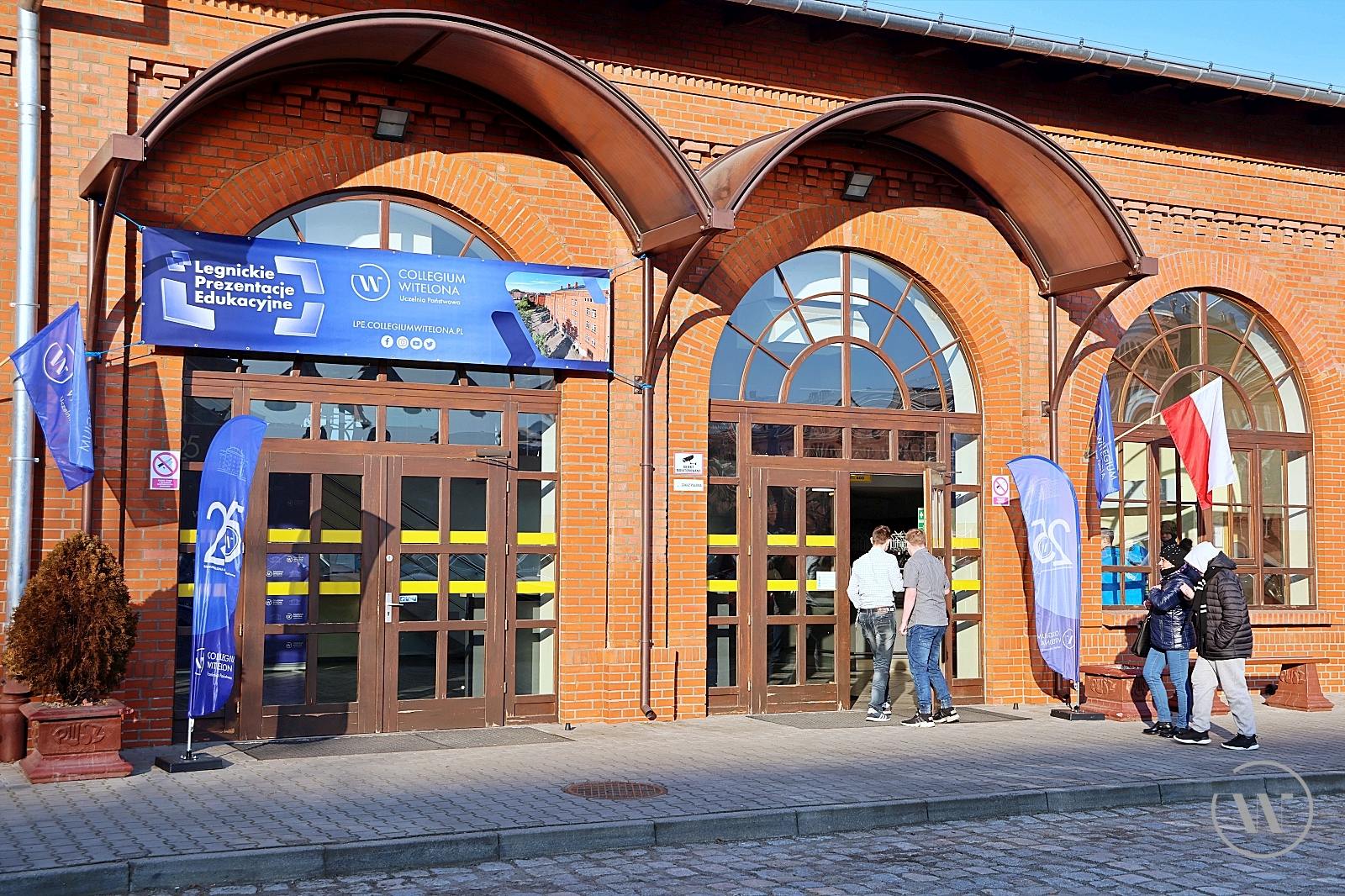 Prezentacje Edukacyjne w Collegium Witelona Uczelnia Państwowa
