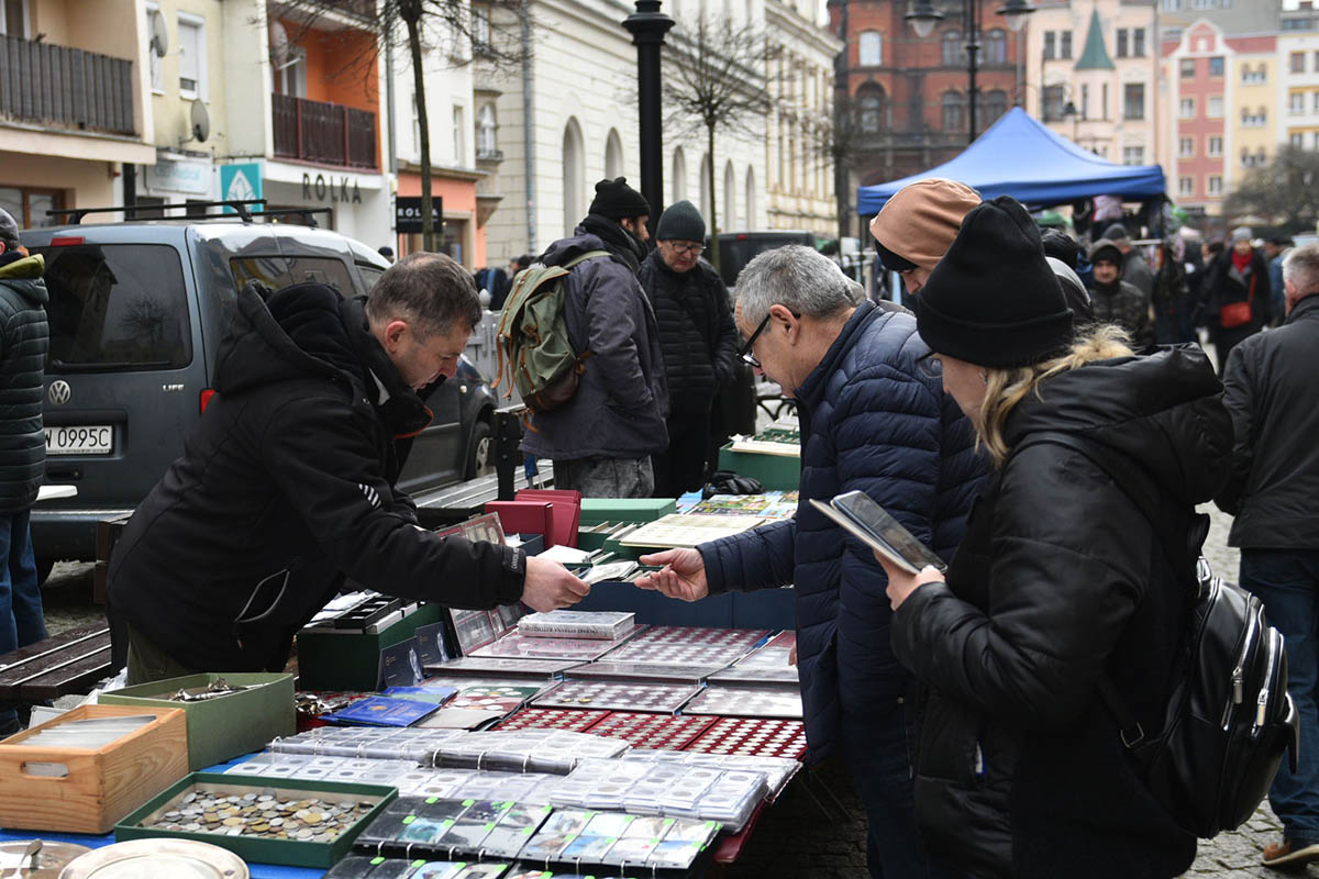 Na legnickim Jarmarku Staroci znaleźć można prawie wszystko