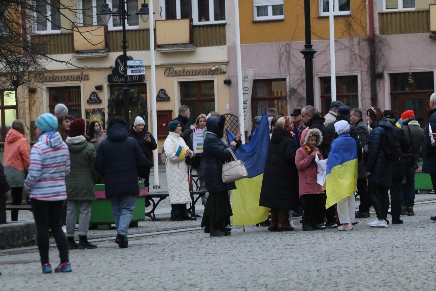 Pokojowo wyrazili wsparcie i solidarność z walczącą Ukrainą