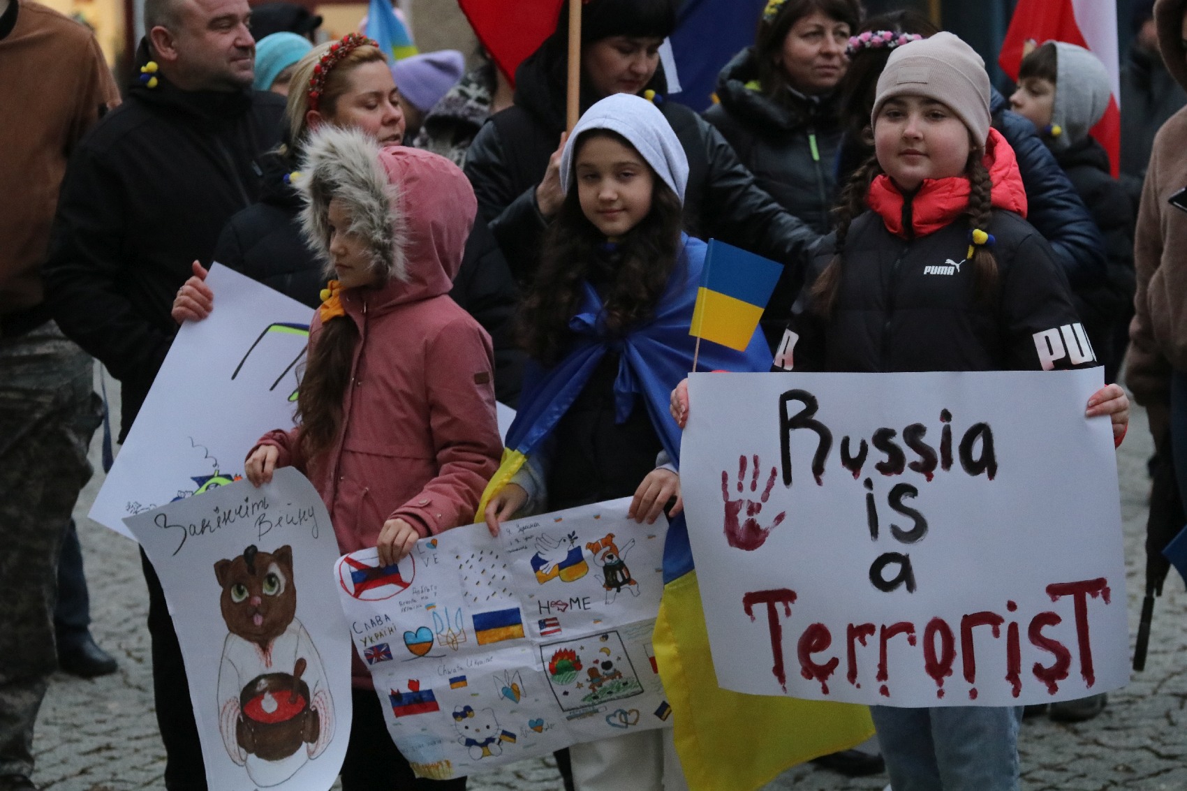 Pokojowo wyrazili wsparcie i solidarność z walczącą Ukrainą