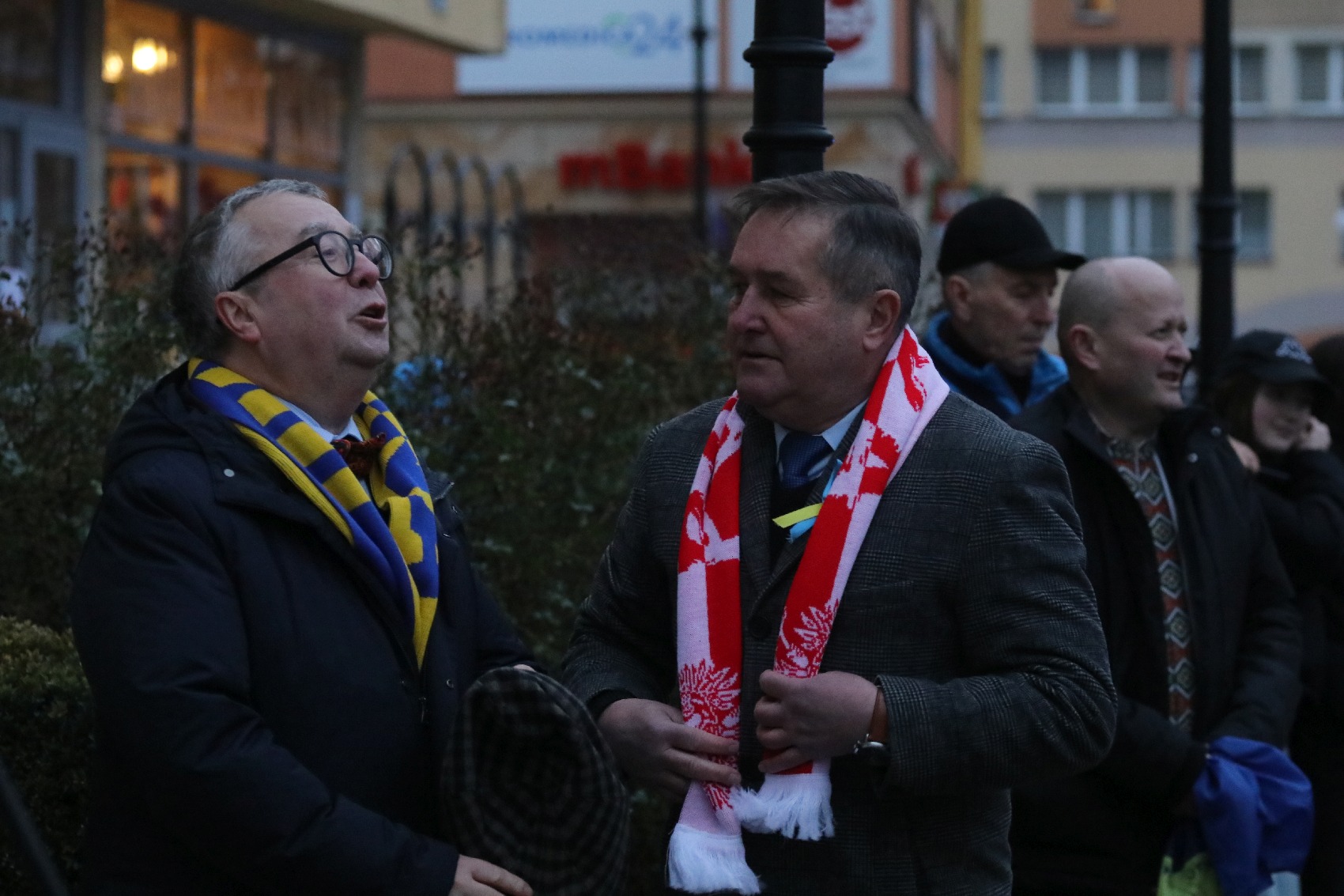 Pokojowo wyrazili wsparcie i solidarność z walczącą Ukrainą
