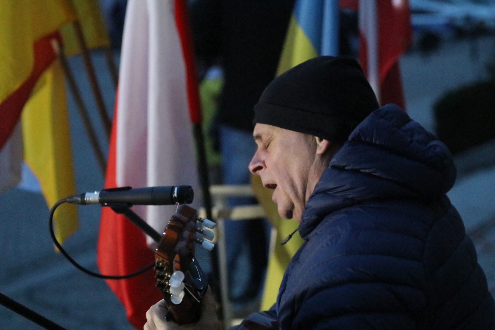 Pokojowo wyrazili wsparcie i solidarność z walczącą Ukrainą