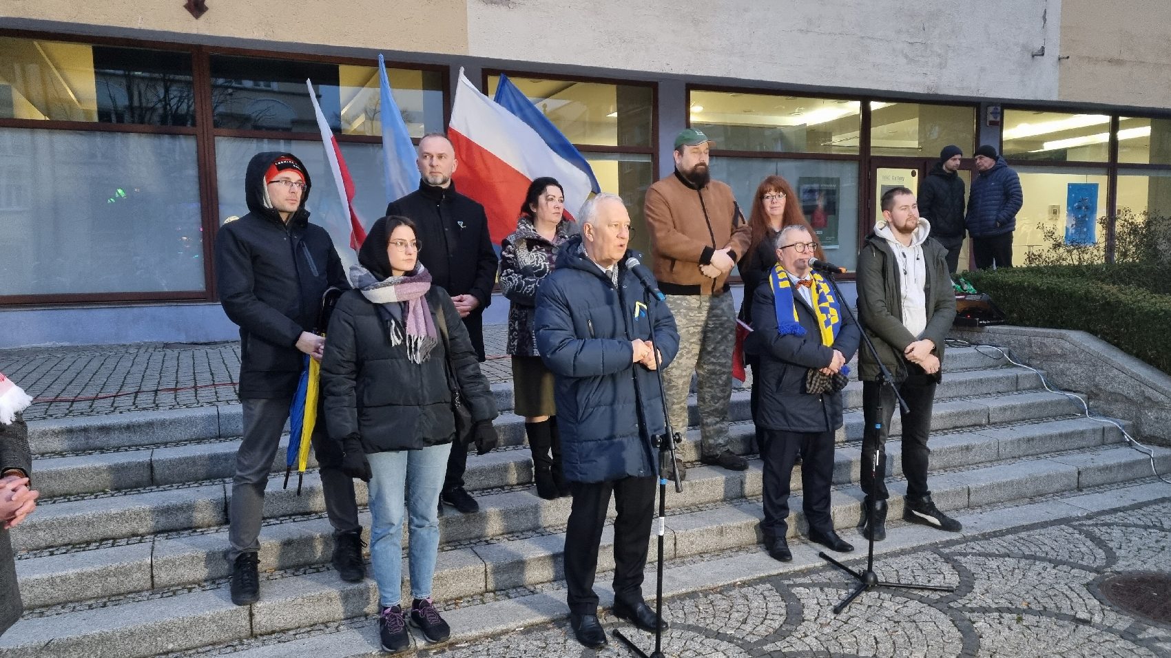 Pokojowo wyrazili wsparcie i solidarność z walczącą Ukrainą