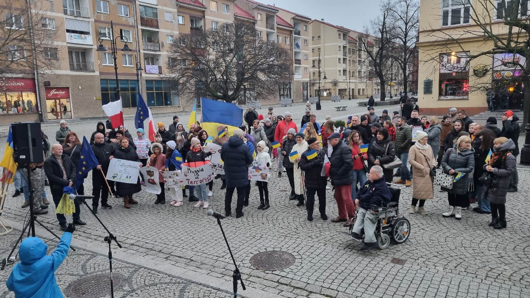 Pokojowo wyrazili wsparcie i solidarność z walczącą Ukrainą