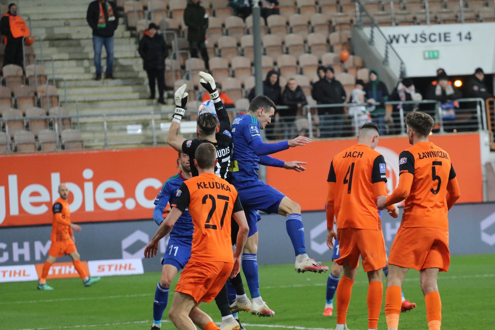 Derby dla Zagłębia Lubin. Krok od spadku Miedzianki