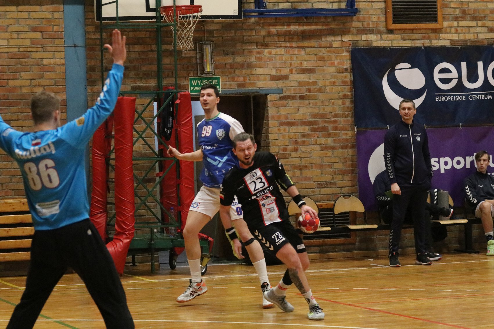 Grunwald Poznań lepszy od Dziwiątki Legnica o trzy bramki