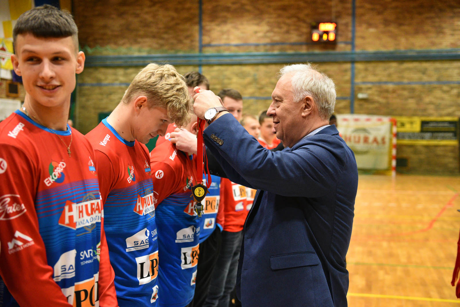 Młodzież Siódemki Huras Legnica odebrała medale