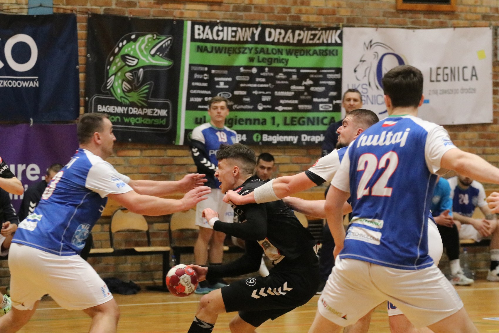 Grunwald Poznań lepszy od Dziwiątki Legnica o trzy bramki