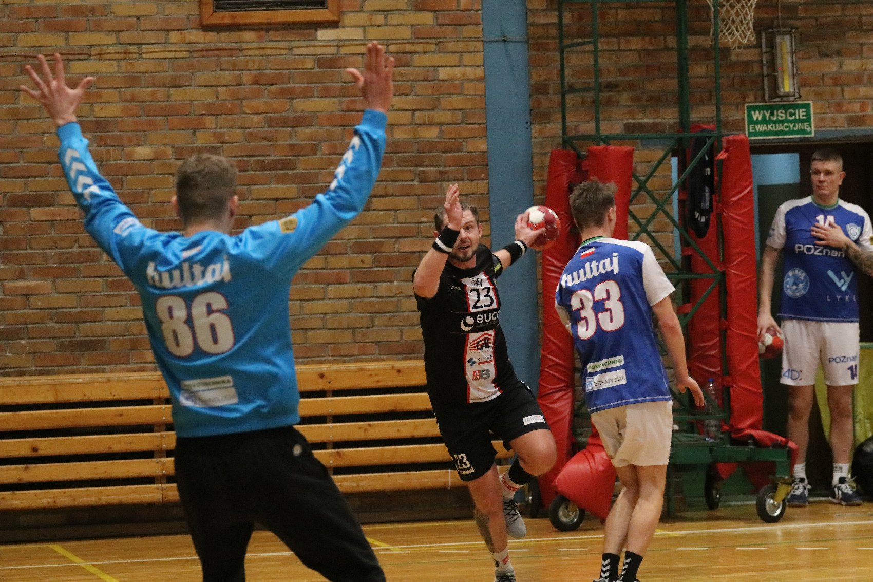 Grunwald Poznań lepszy od Dziwiątki Legnica o trzy bramki
