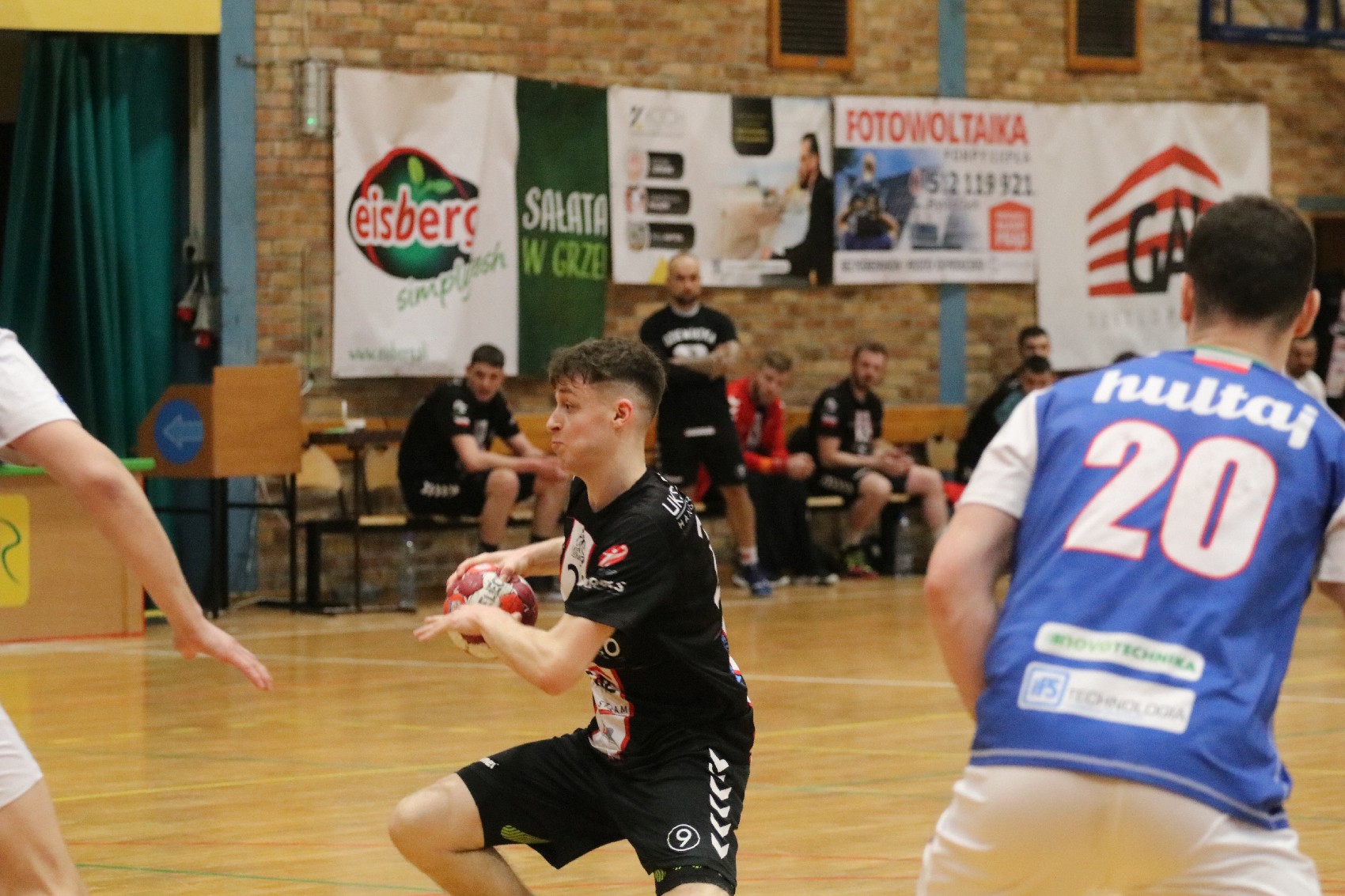 Grunwald Poznań lepszy od Dziwiątki Legnica o trzy bramki