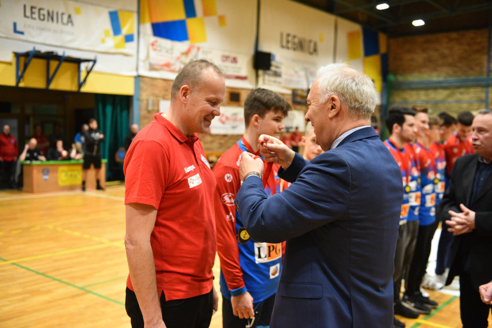 Młodzież Siódemki Huras Legnica odebrała medale