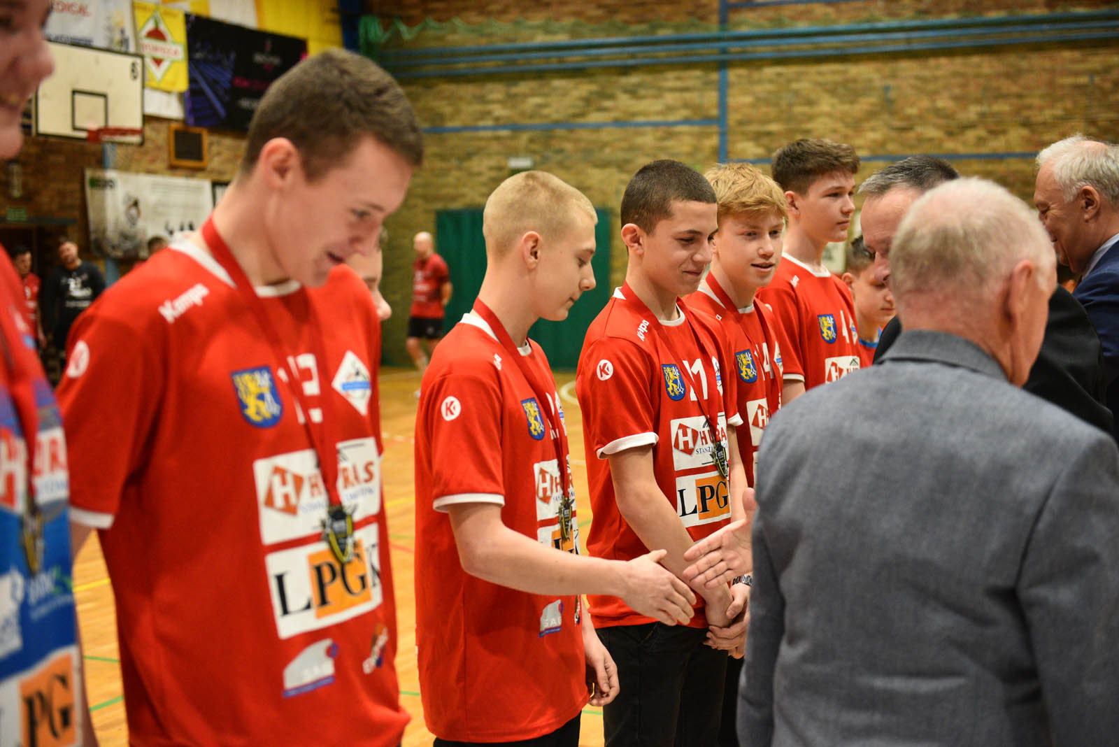 Młodzież Siódemki Huras Legnica odebrała medale