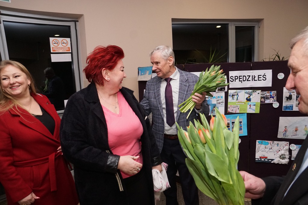 Kabaret Rafała Kmity wystąpił w Spalonej z okazji Dnia Kobiet	