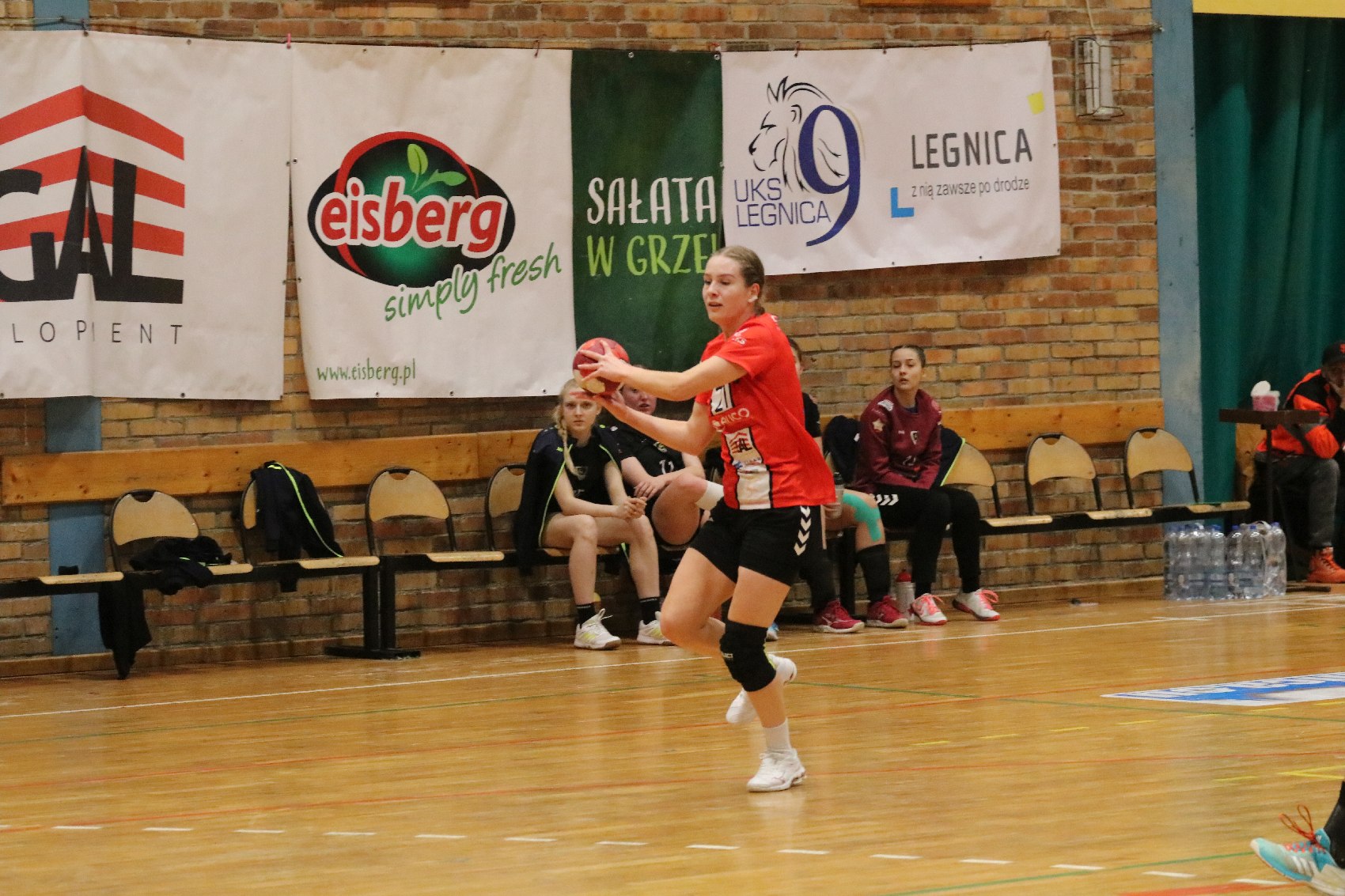 Dziewiątka Legnica przegrywa jedną bramką z Jelenią Górą