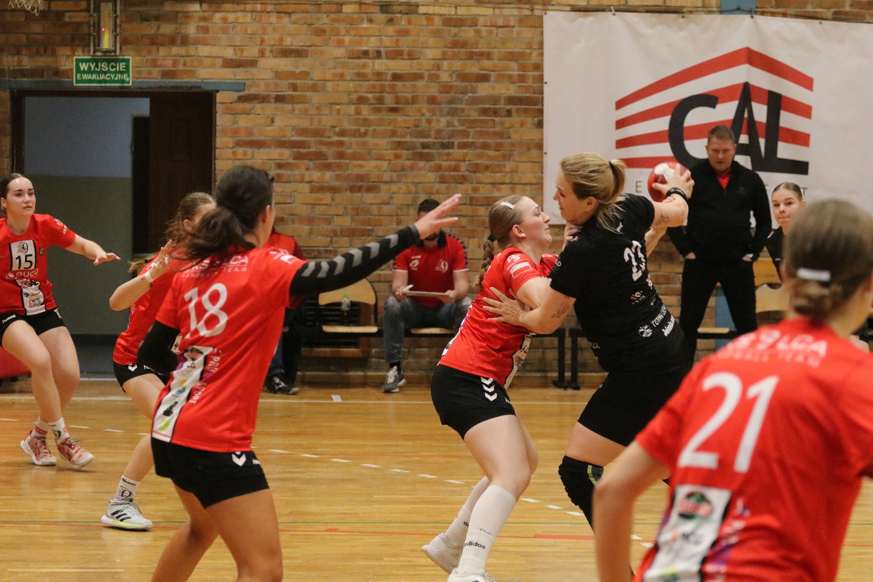 Dziewiątka Legnica przegrywa jedną bramką z Jelenią Górą