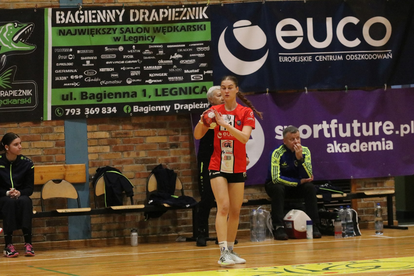 Dziewiątka Legnica przegrywa jedną bramką z Jelenią Górą
