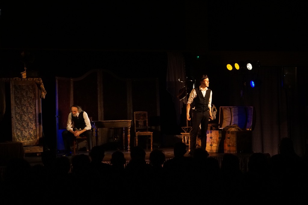 Kabaret Rafała Kmity wystąpił w Spalonej z okazji Dnia Kobiet	