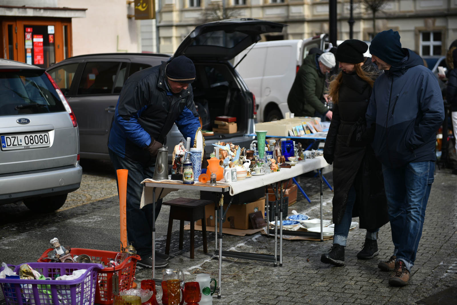 Zobaczcie, co można było „upolować” na jarmarku staroci
