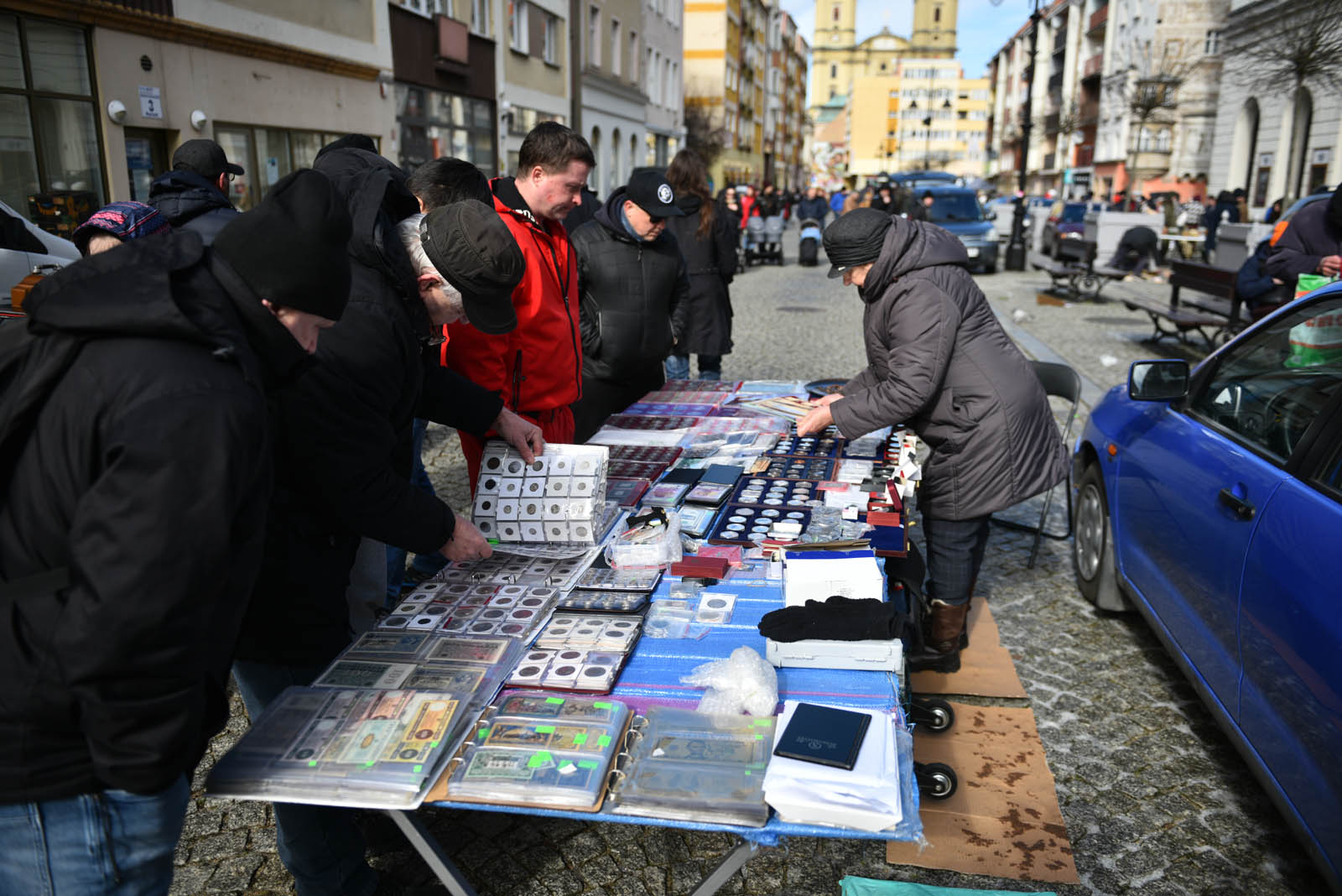 Zobaczcie, co można było „upolować” na jarmarku staroci