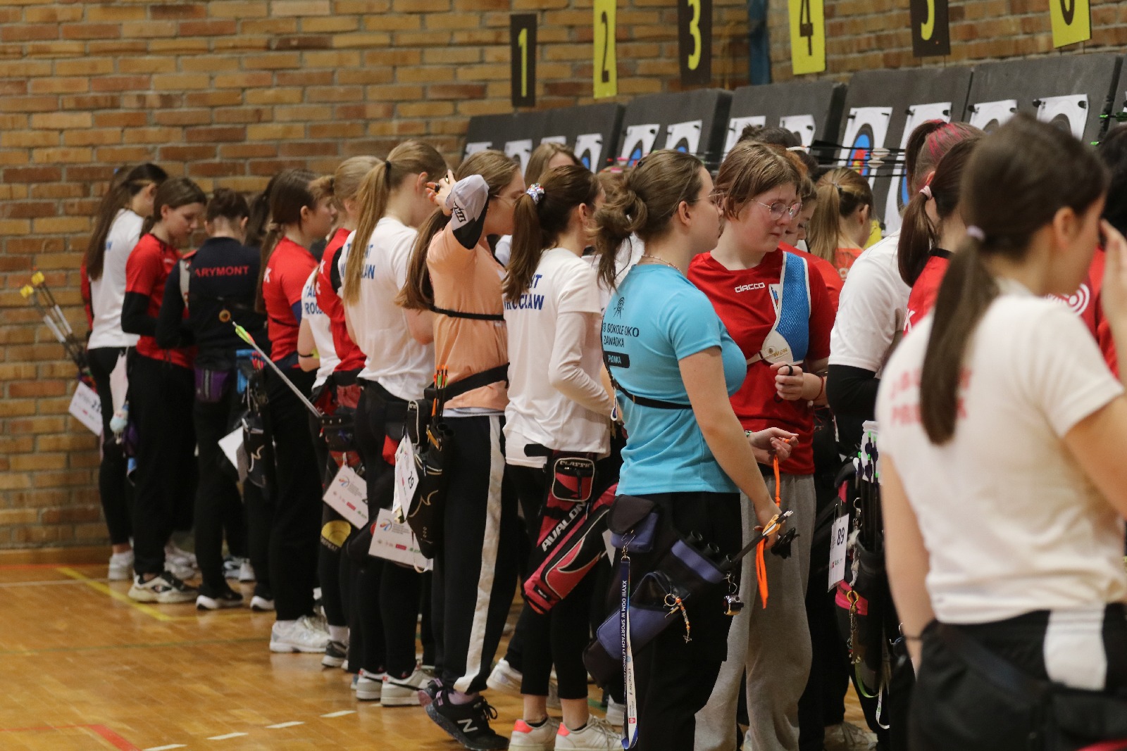 Pierwszy dzień  Halowych Mistrzostw Polski Juniorów Młodszych