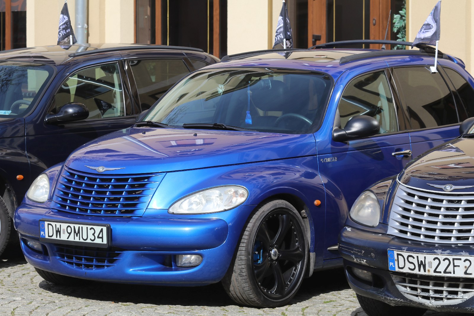 Zlot samochodów marki Chrysler PT Cruiser w Legnicy